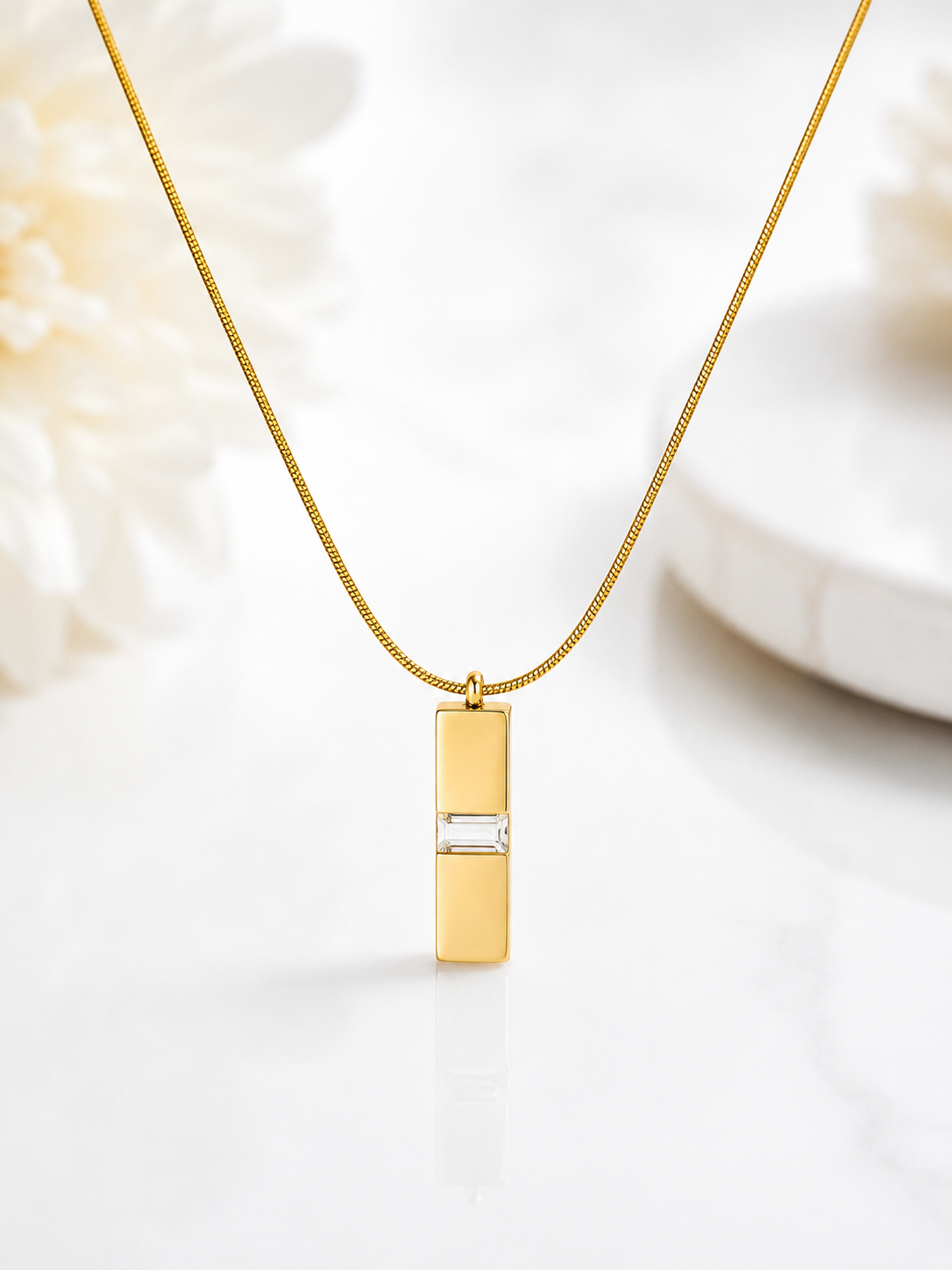 Aster Bar Necklace