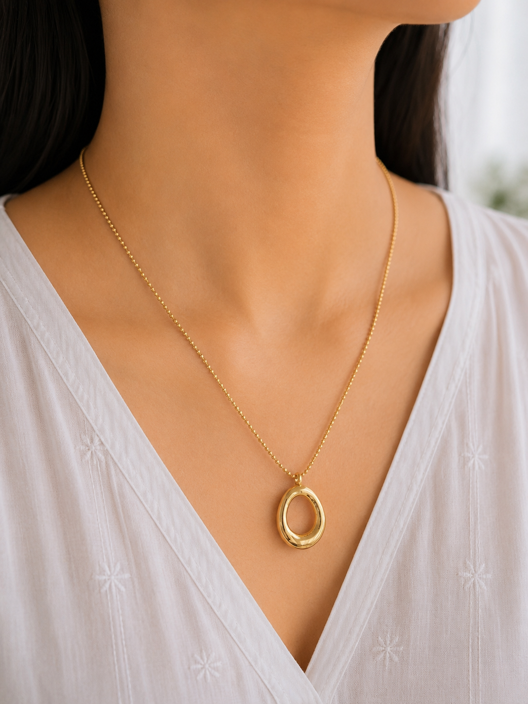 Golden Oval Pendant Necklace