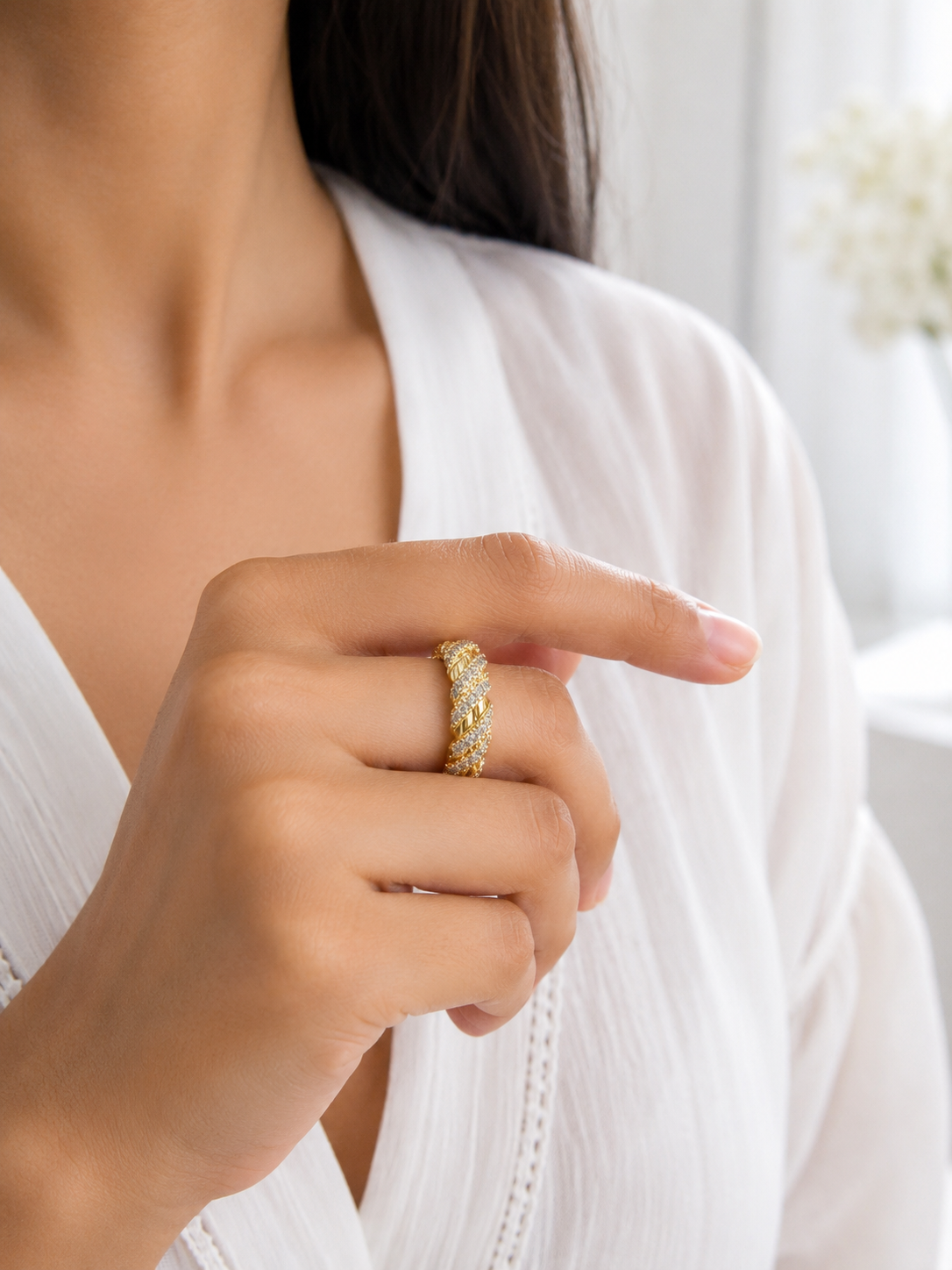 Twisted Crystal Ring
